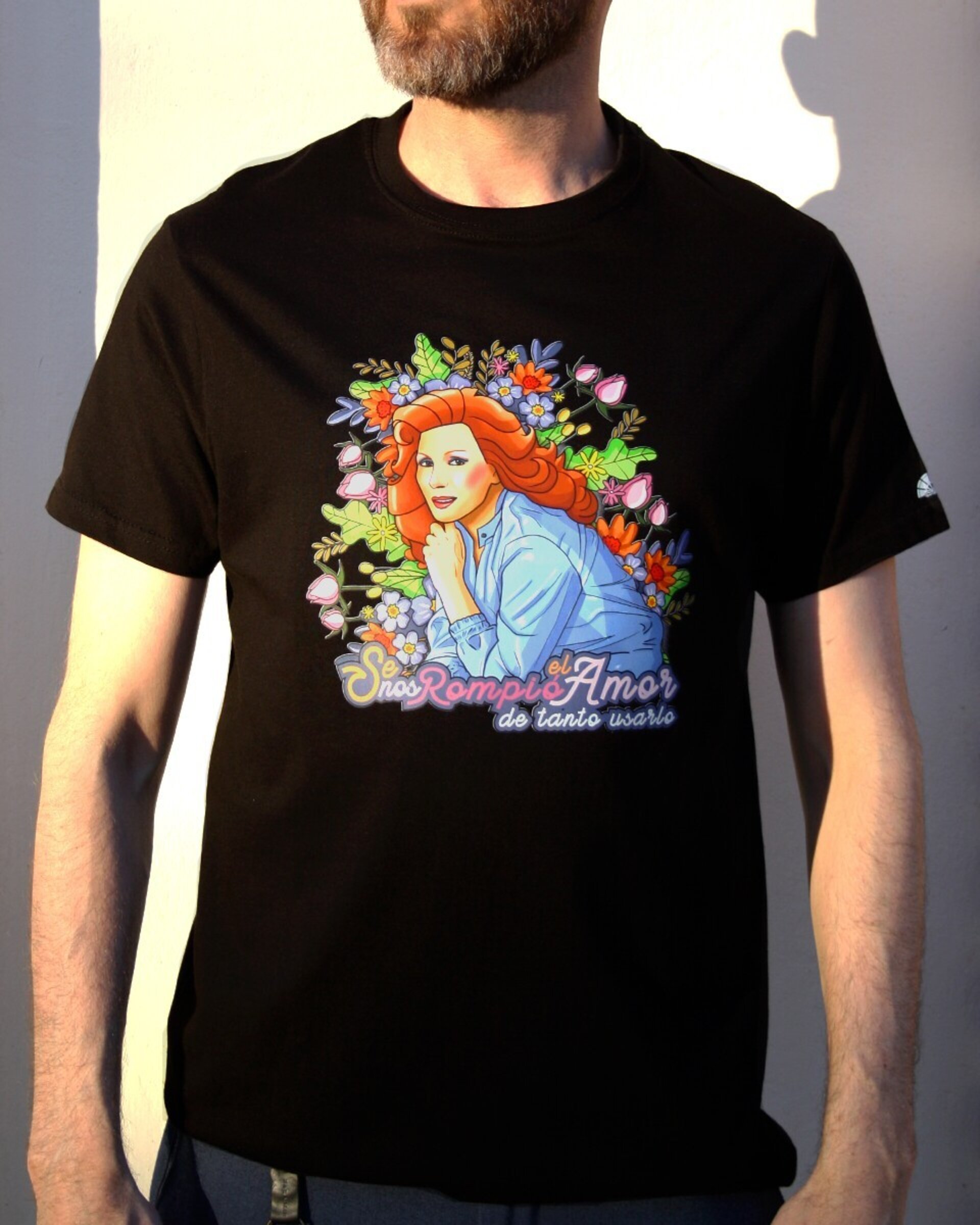 Camiseta Se Nos Rompió El Amor De Tanto Usarlo - 2