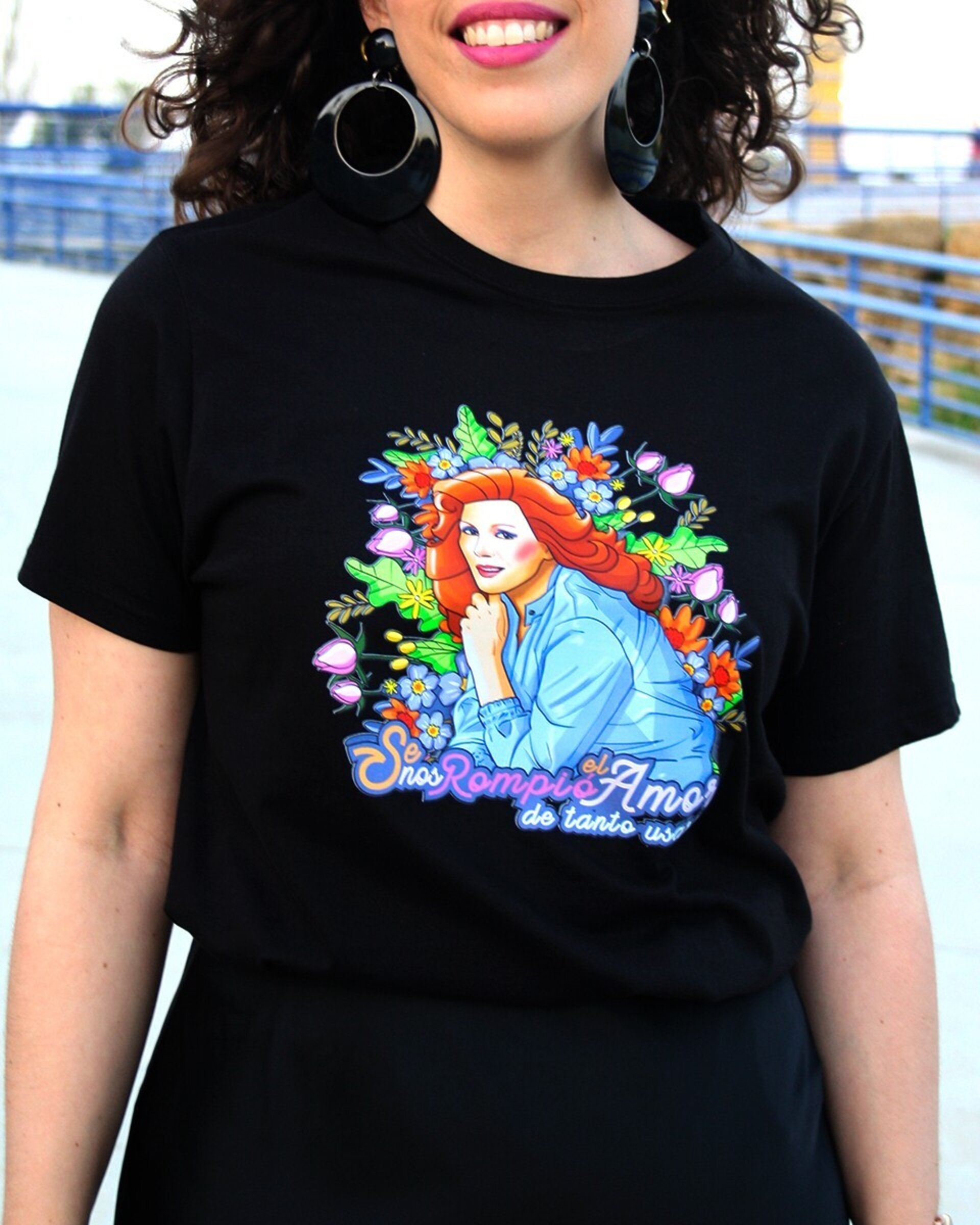 Camiseta Se Nos Rompió El Amor De Tanto Usarlo - 1